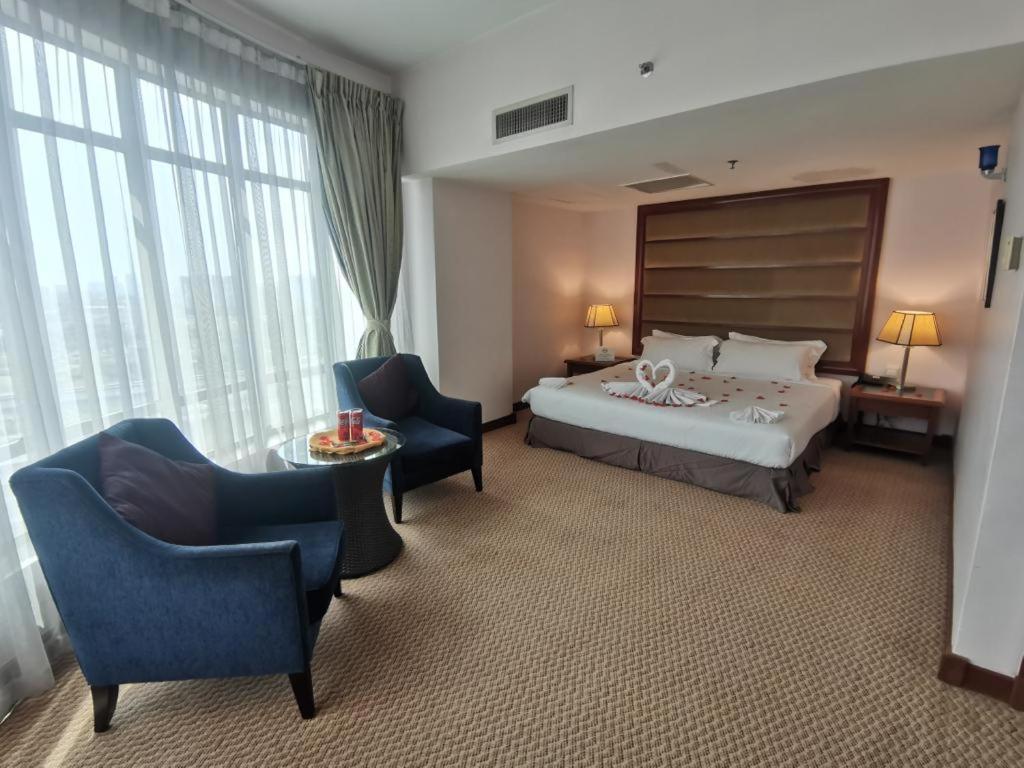 Oriental Crystal Hotel Kajang Exterior photo